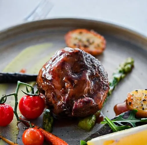 Royal G Max Hotell 5*