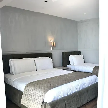 Royal G Max Hotel 5*