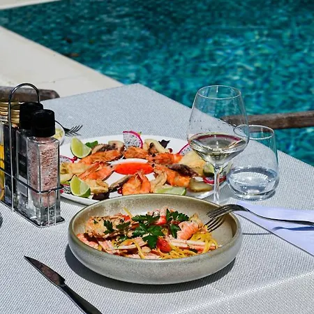 Royal G Max غوليم