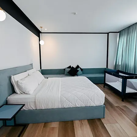 Royal G Max Hotel Golem (Tirana)