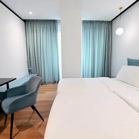 Royal G Max 5* Golem (Tirana)