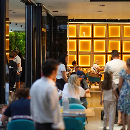 酒店 Royal G Max 格勒姆