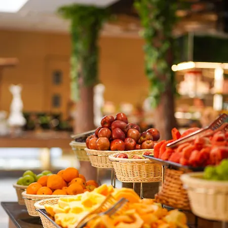 Royal G Max فندق