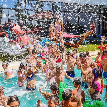 Royal G Max Hotel Golem (Tirana)