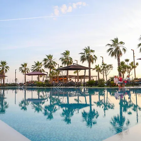 فندق Royal G Max